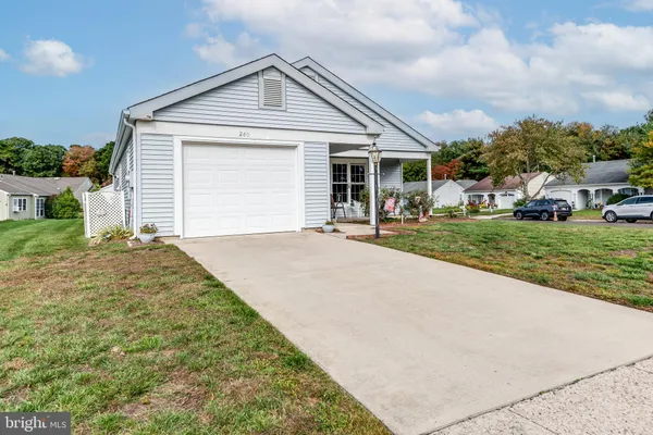 Property Slideshow image 3 of 34 | 240 huntington dr, Southampton, NJ, 08088