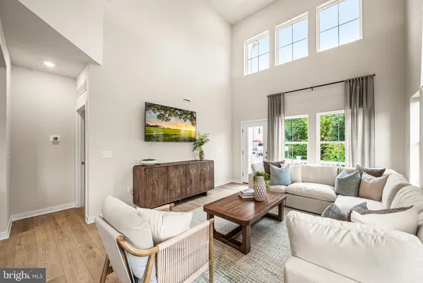 Property Slideshow image 2 of 48 | 548 arrowgrass ln, New Castle, DE, 19720