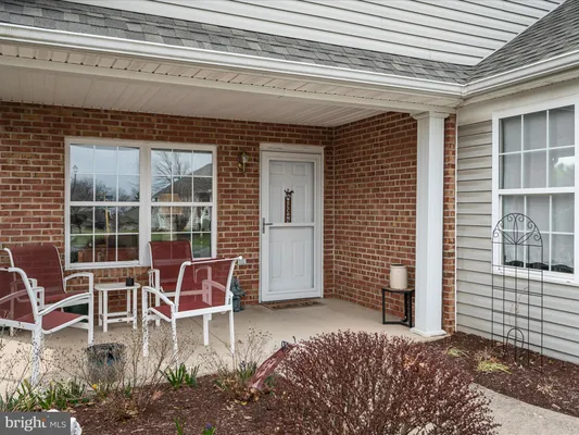 Property Slideshow image 3 of 30 | 222 crestwood ln, Winchester, VA, 22602