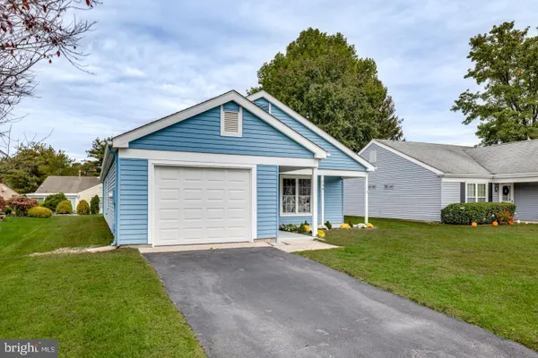 Property Slideshow image 3 of 47 | 248 huntington dr, Southampton, NJ, 08088