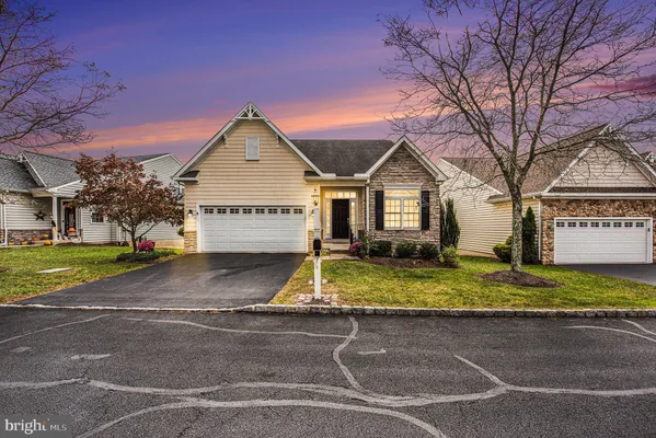 Property Slideshow image 2 of 45 | 4388 buttercup cir, Collegeville, PA, 19426