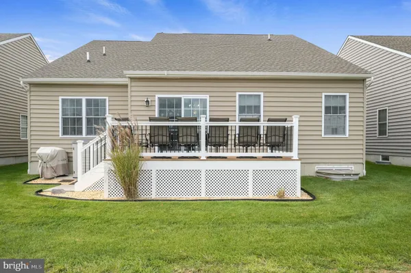 Property Slideshow image 3 of 27 | 100 new village ln, Smyrna, DE, 19977