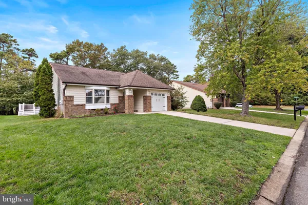 Property Slideshow image 2 of 47 | 102 ash rd, Manahawkin, NJ, 08050