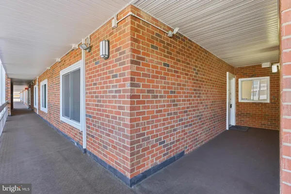 Property Slideshow image 3 of 31 | 3500 forest edge dr 15-2f, Silver Spring, MD, 20906