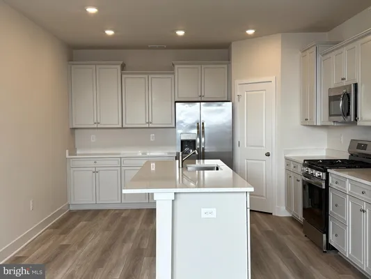 Property Slideshow image 2 of 9 | 211 grand overlook dr, Gettysburg, PA, 17325