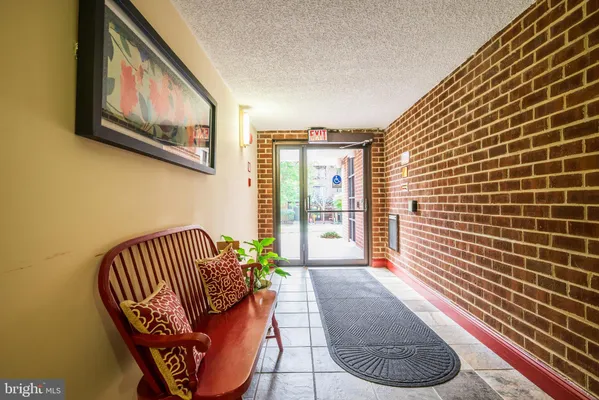 Property Slideshow image 3 of 42 | 15211 elkridge way 94-2f, Silver Spring, MD, 20906