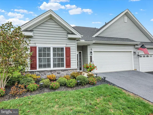 Property Slideshow image 2 of 51 | 647 allegiance dr, Lititz, PA, 17543