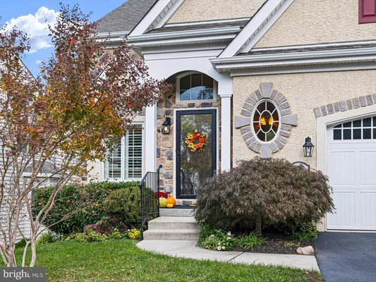 Property Slideshow image 2 of 24 | 414 clane dr, Wilmington, DE, 19808