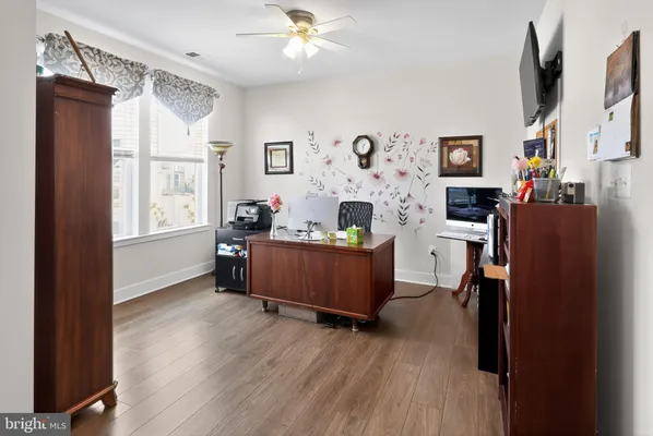 Property Slideshow image 2 of 14 | 663 mayfield falls dr, Newark, DE, 19702