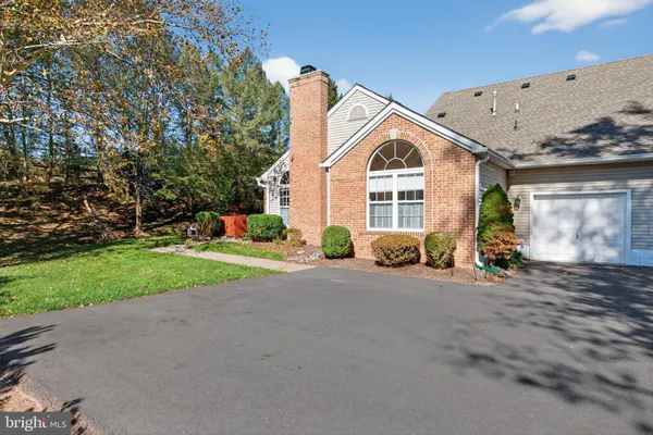 Property Slideshow image 2 of 25 | 62 woolsey ct, Pennington, NJ, 08534