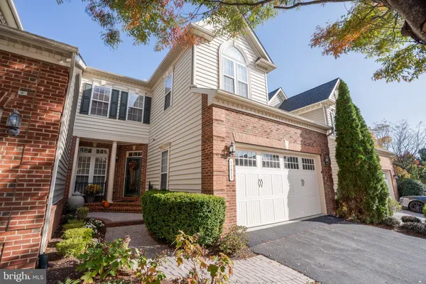 Property Slideshow image 2 of 56 | 12022 windsor moss 102, Ellicott City, MD, 21042