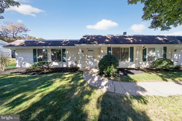 Property Slideshow image 2 of 22 | 14507 elmhan ct # 182-b, Silver Spring, MD, 20906