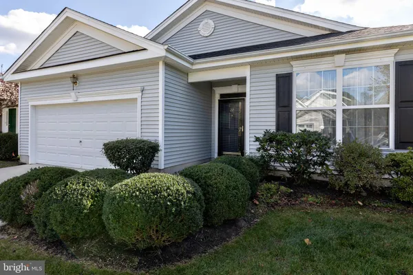 Property Slideshow image 2 of 37 | 22 shelly st, Sicklerville, NJ, 08081