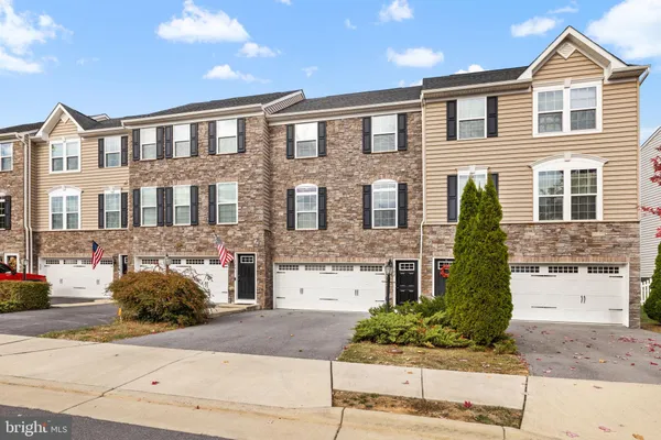 Property Slideshow image 2 of 50 | 182 trout lily dr, Lake Frederick, VA, 22630