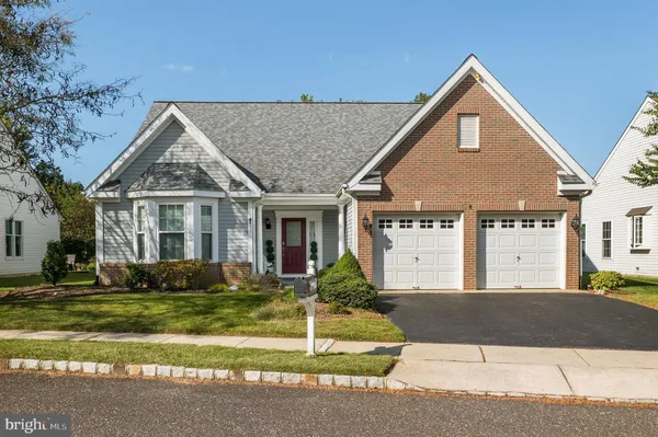 Property Slideshow image 2 of 41 | 8 jonquil pl, Marlton, NJ, 08053