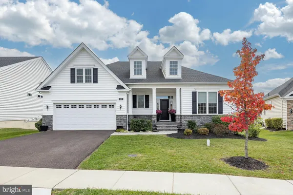 Property Slideshow image 3 of 42 | 609 metal st, Phoenixville, PA, 19460