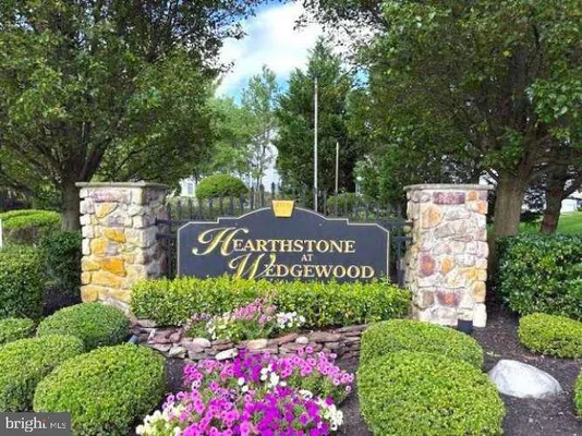 Property Slideshow image 2 of 30 | 172 hearthstone dr, Berlin, NJ, 08009