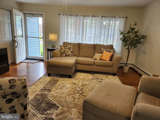 Property Slideshow image 2 of 51 | 35 edinburgh dr, Toms River, NJ, 08757