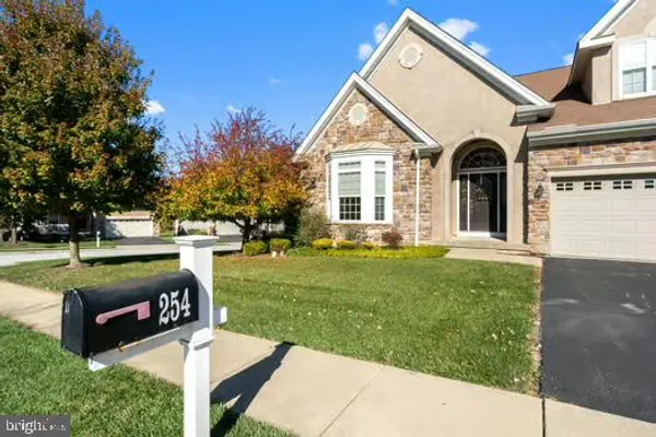 Property Slideshow image 2 of 8 | 254 hendrickson ln, West Grove, PA, 19390