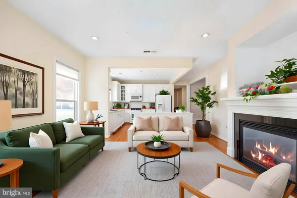 Property Slideshow image 3 of 90 | 20 harborton ln # 15-4, Fredericksburg, VA, 22406