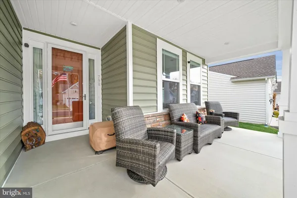 Property Slideshow image 3 of 44 | 798 honey locust rd, Middletown, DE, 19709