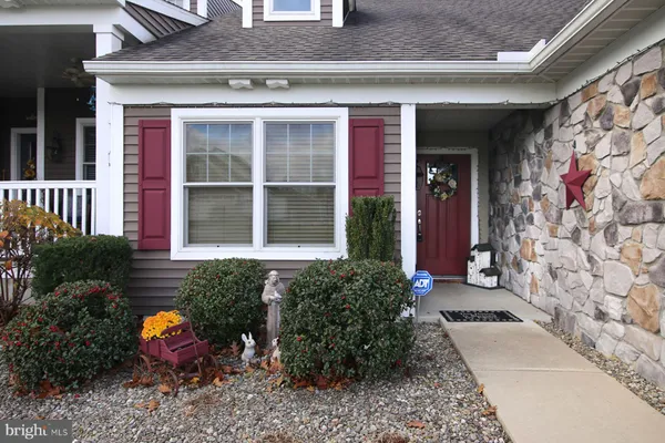 Property Slideshow image 3 of 66 | 1122 alden way, Lebanon, PA, 17042