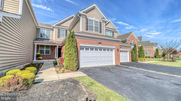 Property Slideshow image 2 of 48 | 158 sarazen dr, Moorestown, NJ, 08057