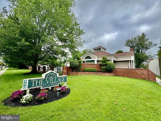 Property Slideshow image 2 of 13 | 550 central ave b9, Linwood, NJ, 08221