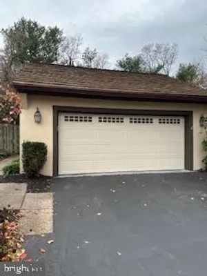 Property Slideshow image 2 of 5 | 6 steeplechase ln, Blue Bell, PA, 19422