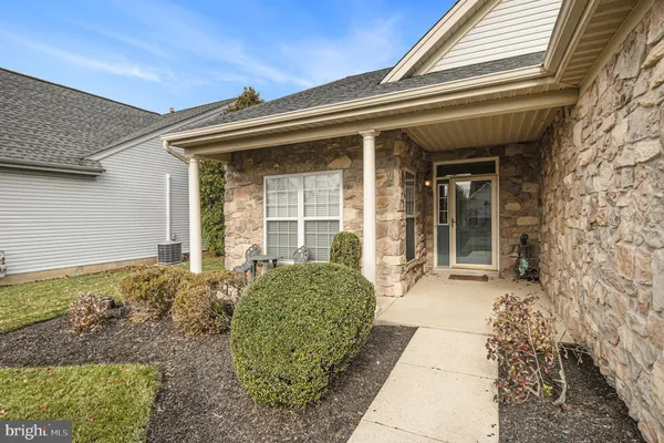 Property Slideshow image 3 of 30 | 204 neighbors rd, Warrington, PA, 18976