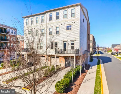 Property Slideshow image 2 of 5 | 23606 havelock walk ter, Ashburn, VA, 20148