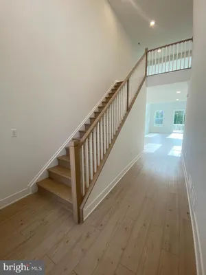 Property Slideshow image 2 of 7 | 6 meade dr, West Windsor, NJ, 08550