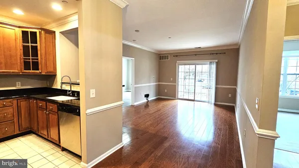 Property Slideshow image 3 of 34 | 1121 colts cir p, Lawrenceville, NJ, 08648