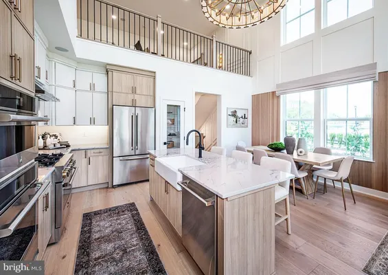 Property Slideshow image 3 of 15 | 8 cherry ln, West Windsor, NJ, 08550