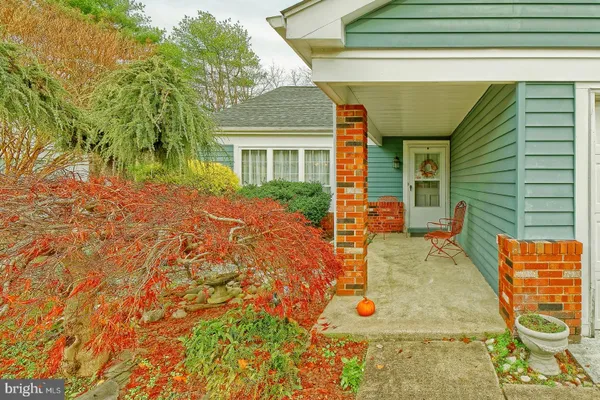 Property Slideshow image 3 of 25 | 103 buckingham dr, Southampton, NJ, 08088