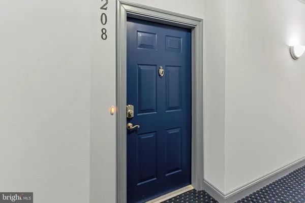 Property Slideshow image 3 of 16 | 8615 wandering fox trl 208, Odenton, MD, 21113