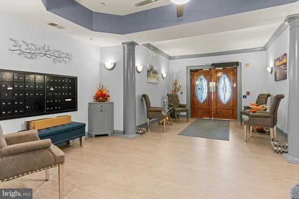 Property Slideshow image 2 of 16 | 8615 wandering fox trl 208, Odenton, MD, 21113