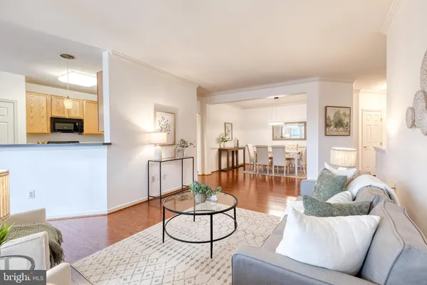 Property Slideshow image 3 of 32 | 8260 stone crop dr e, Ellicott City, MD, 21043