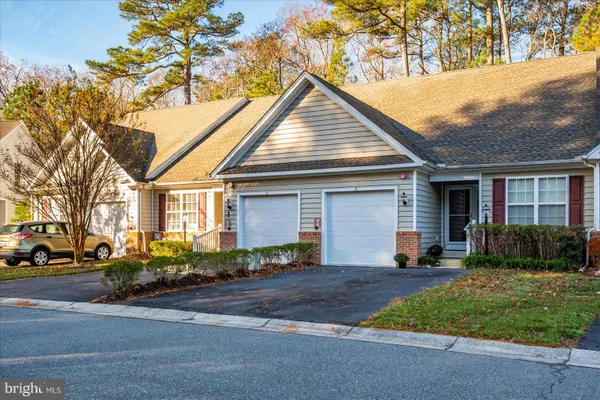 Property Slideshow image 2 of 43 | 11 hatteras st, Ocean Pines, MD, 21811