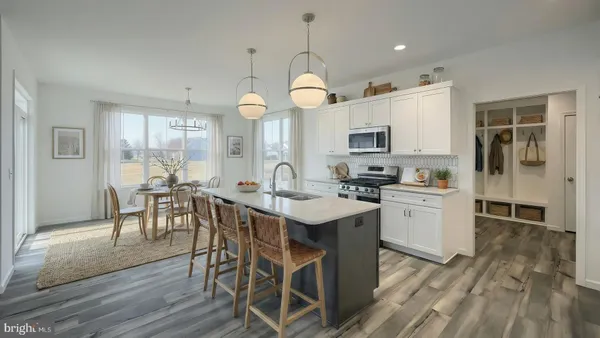 Property Slideshow image 2 of 28 | 131 sunrise ln, Ephrata, PA, 17522