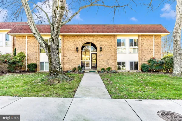 Property Slideshow image 2 of 27 | 3215 s leisure world blvd # 101-1, Silver Spring, MD, 20906