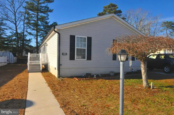 Property Slideshow image 2 of 28 | 42 dogwood ln, Mays Landing, NJ, 08330