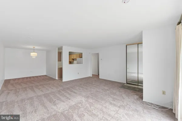 Property Slideshow image 3 of 32 | 3103 beckenham ct # 252-d, Silver Spring, MD, 20906