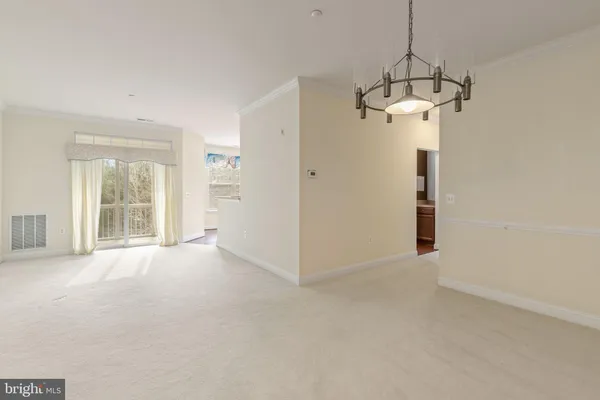 Property Slideshow image 2 of 23 | 309 tiree ct unit 203, Abingdon, MD, 21009