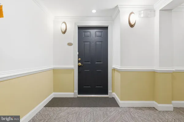 Property Slideshow image 2 of 36 | 2905 saintsbury plz apt 312, Fairfax, VA, 22031