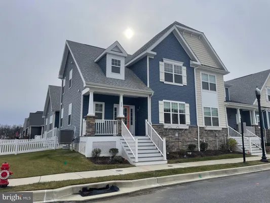 Property Slideshow image 2 of 4 | 220 fox st, Milton, DE, 19968