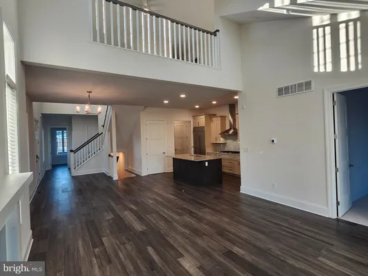 Property Slideshow image 3 of 11 | 1105 invermere rd, Wilmington, DE, 19803