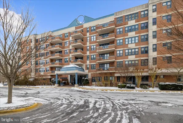 Property Slideshow image 3 of 58 | 930 astern way unit 512, Annapolis, MD, 21401