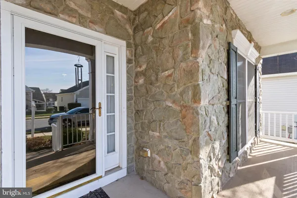 Property Slideshow image 2 of 42 | 17 hayride ln # 204, Taneytown, MD, 21787