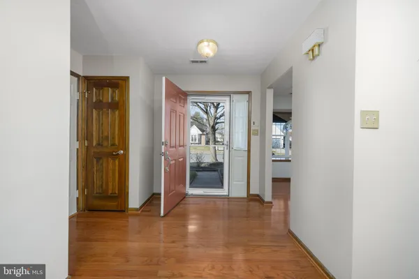 Property Slideshow image 2 of 32 | 668 cascade dr, Mount Laurel, NJ, 08054